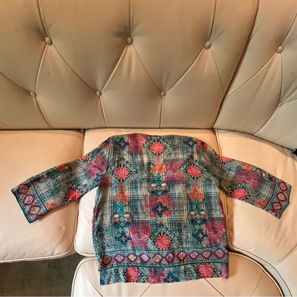 Tolani Silk Blouse - Picture 2 of 9